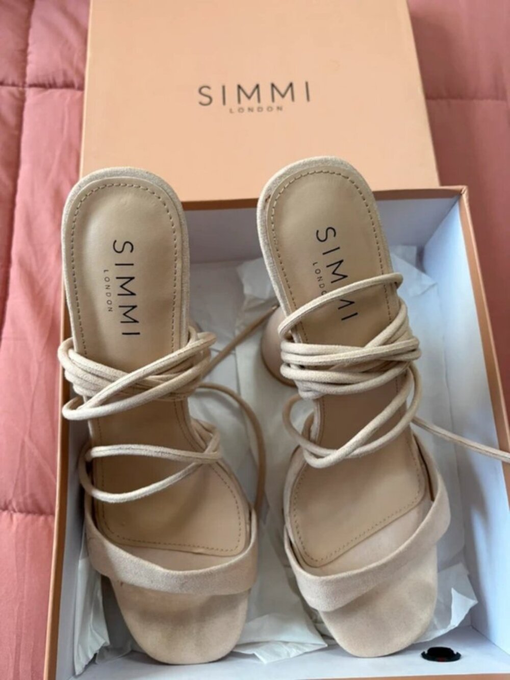 Simmi London Cream Heels